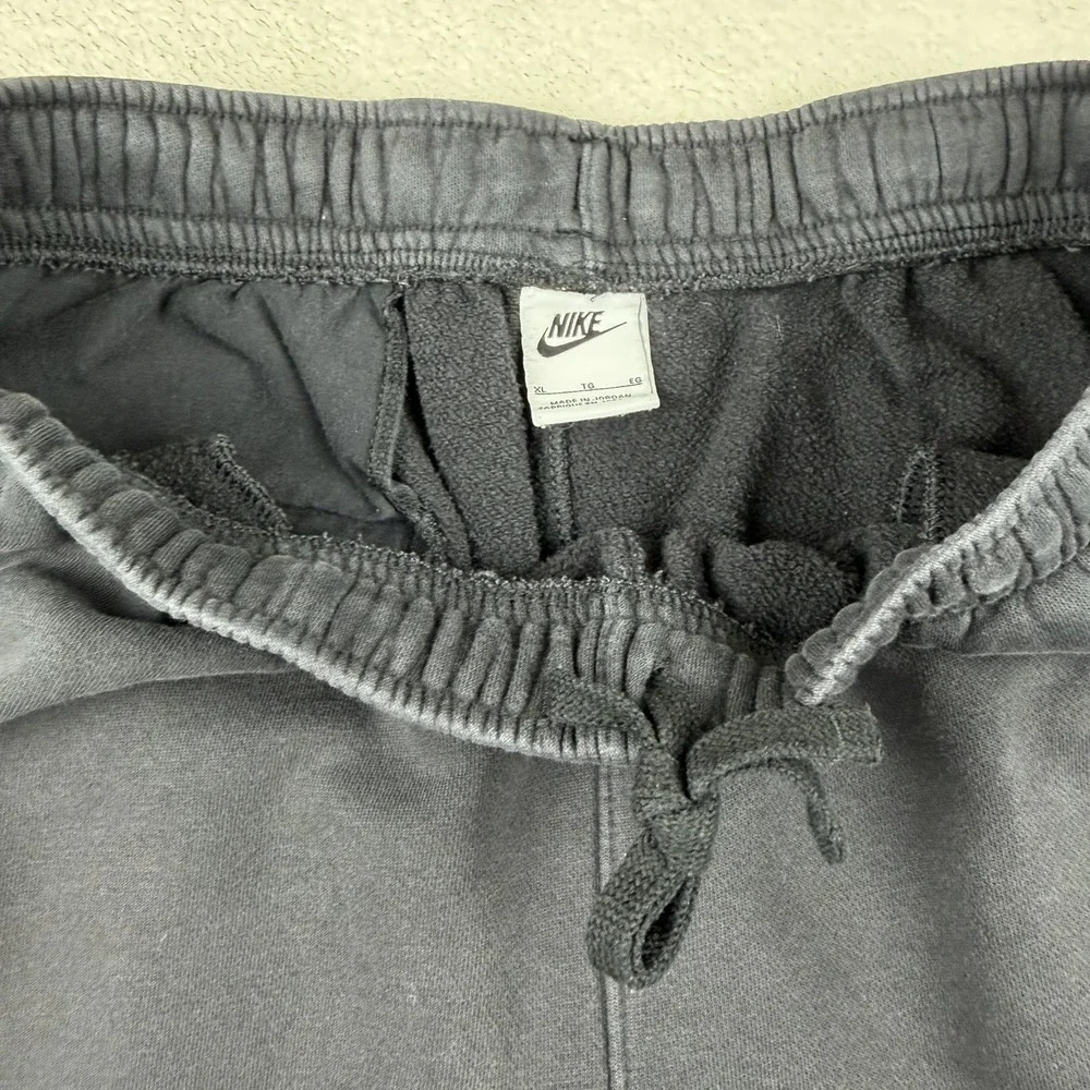 Nike Sweatpants Mens XL Black Joggers Club Fleece‎ Swoosh Logo BV2737-010